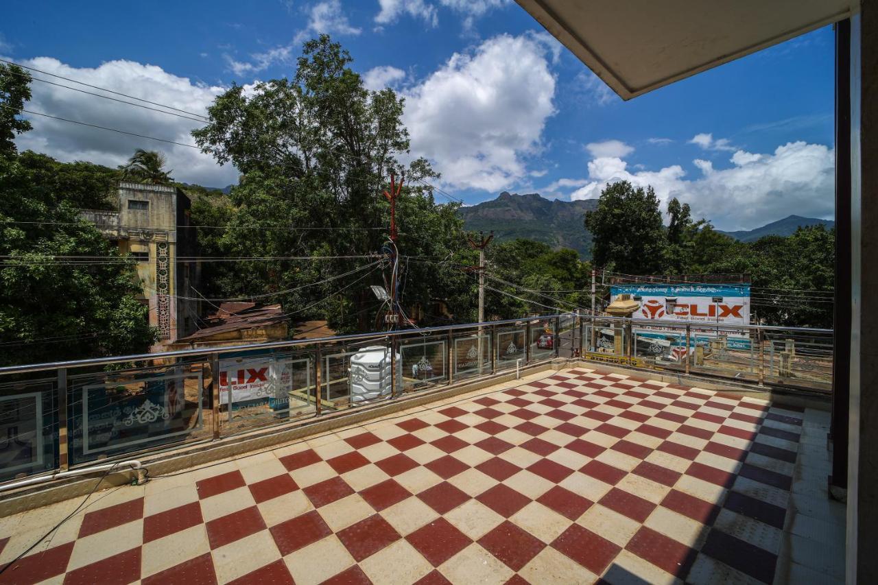 The Pothigai Palace Hotel Kuttalam  Luaran gambar